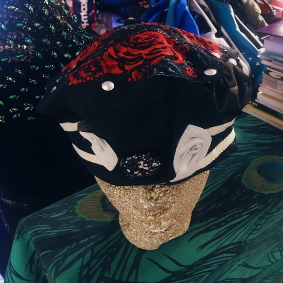Customed Rock N Rose Hat main image 9